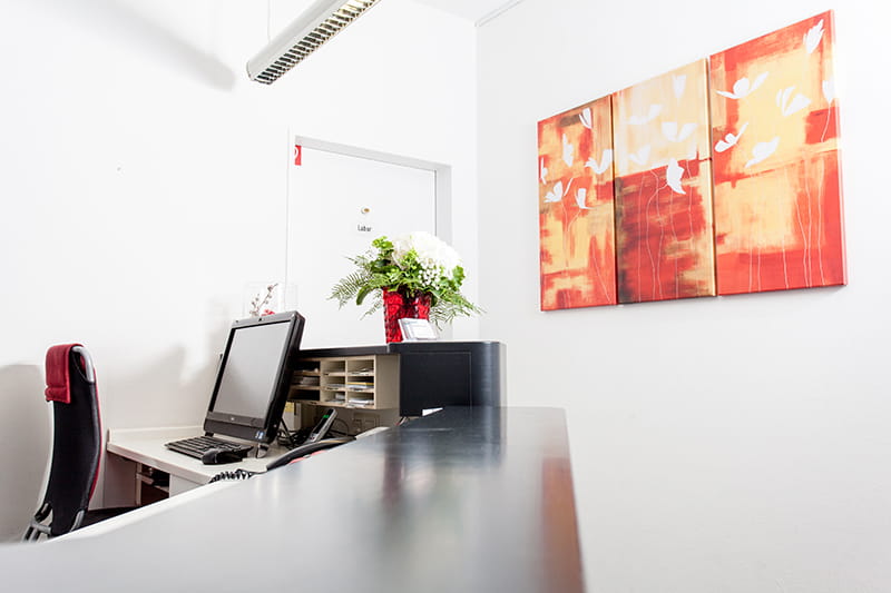 Praxisbild Rezeption-3 Dr. Galler