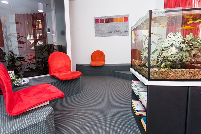 Praxisbild Wartebereich Dr. Galler